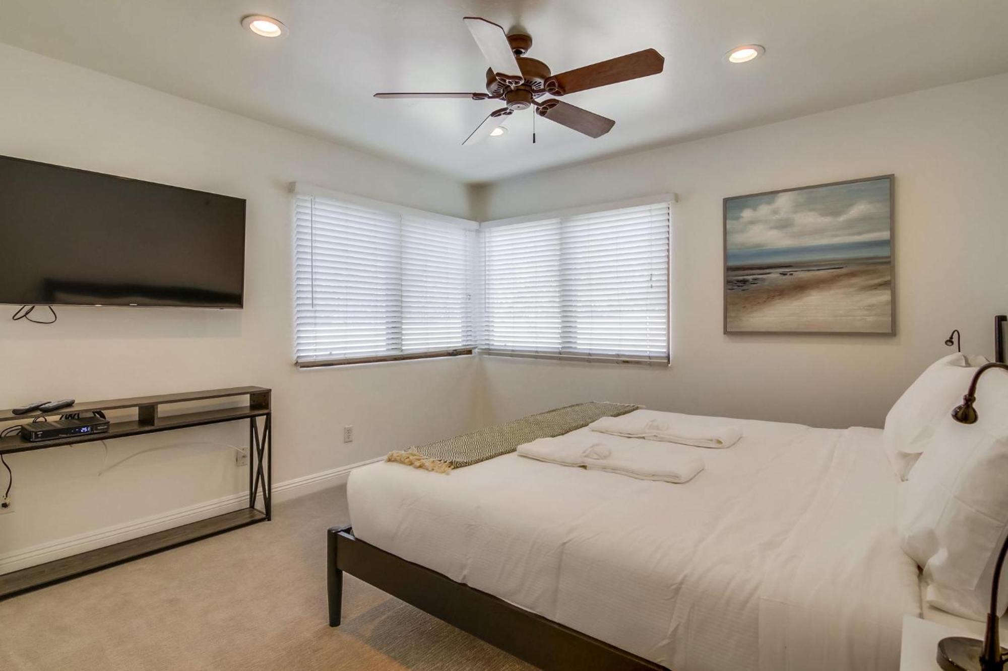 Apartment B5294 Surfside 1 Pacific San Diego