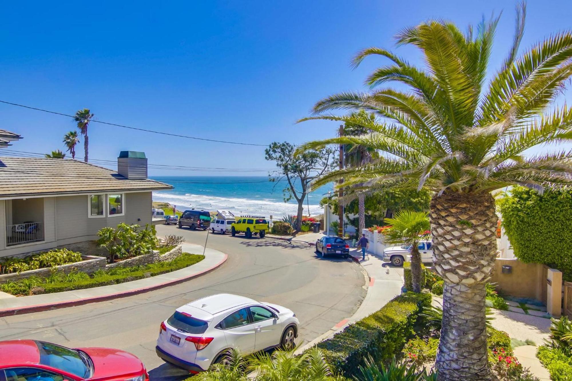 B5294 Surfside 1 Pacific San Diego